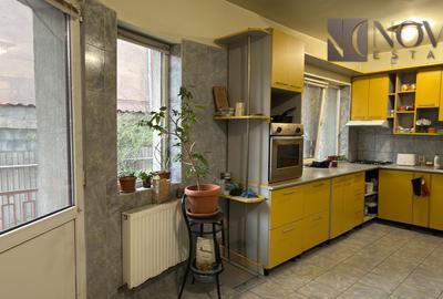 Casa Multifamiliala 8 camere 9 minute Metrou Aparatorii Patriei - 9