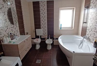Apartament de vanzare,96Mp, terasa generoasa, zona Vivo Mall, Floresti - 6