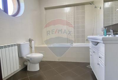 Casa / Vila cu 8 camere de închiriat în zona Aviatiei - 10