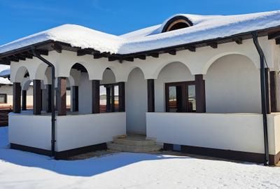 CASA 4 CAMERE CU SUPRAFATA GENEROASA IN  STIL NEOROMANESC - 2