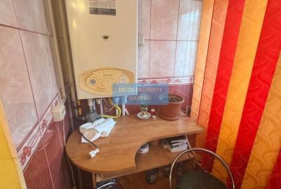 Apartament 4 camere de vânzare – zonă Școala 8 - 3