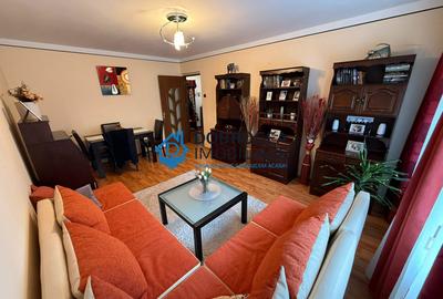 Apartament cu 3 camere decomandat, mobilat în E3