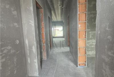 Duplex pe parter - 2 dormitoare - 2 bai - zona in dezvoltare - 13