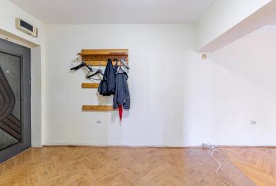 Apartament 3 camere transformat in 2 camere – Bd. Cosminului - 17