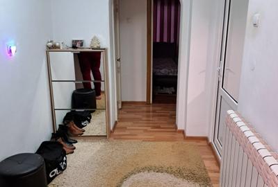 - Apartament 3 camere, suprafata totala 81mp, zona Strada Garii. Etaj 1. - 8