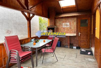 Casa in Centru finisata, mobilata, utilata complet - 13