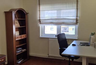 Apartament 3 camere zona Tolstoi etaj 3 - 4