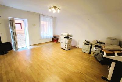 Inchiriere 2 camere. Ideal pentru Activitati Diverse.Zona Centrul Istoric - 1