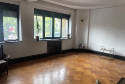 Super Locatie Piata Lahovari - 3