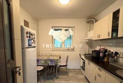 Apartament cu 3 camere decomandat în Crângași