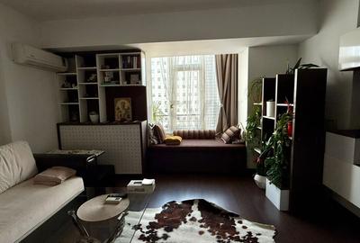 Apartament cu 2 camere decomandat, mobilat în Calea Victoriei