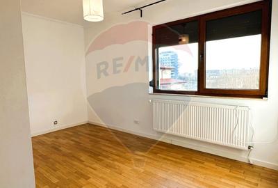 Apartament 120 mp| Imobil boutique | Master cu baie proprie | 2 terase - 10