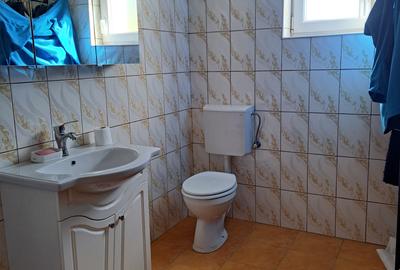 Casa-Vila ultrafinisata in regim D+P+E cu toate utilitatile cu 900 mp,teren - 18