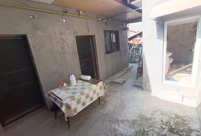 Casa Chercea, doua corpuri cladire, 3 camere, suprafata 256 mp - 11