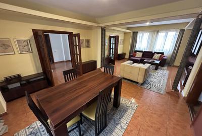 Apartament cu 3 camere în zona P-ta Unirii - 3