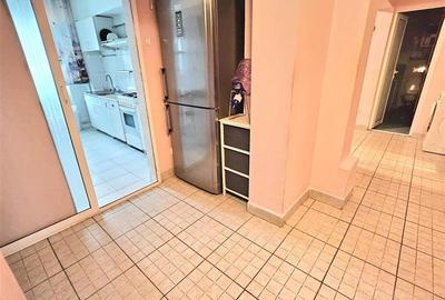 Apartament 3 camere, etaj 1,  Pacurari Petru Poni - 11