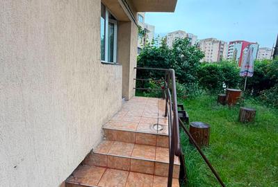 Apartament cu 3 camere, decomandat, Zona Grivitei - 12