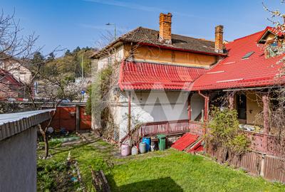 Casă singur in curte, Brașov, teren 900 mp | COMISION 0% - 8