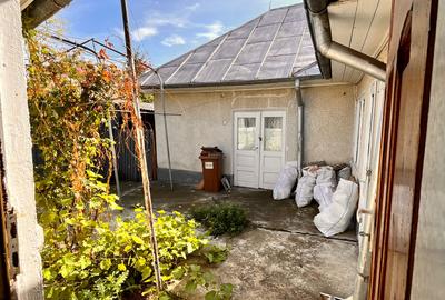 Casa de vânzare în INIMA Târgului Neamț,teren 416mp - 6