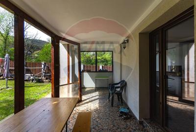 VILĂ 4 CAMERE | 573 MP TEREN | SĂCELE | ZONA SATULUNG | COMISION 0% - 31
