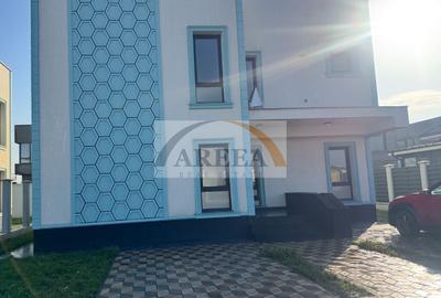 Casă individuală cu 4 camere în Tunari