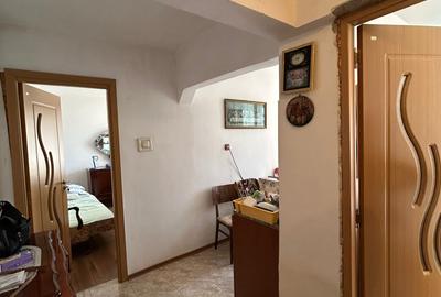 Apartament 2 camere -Zona Sud Unitatile militare  - etaj 4/4  - 43000 euro - 11