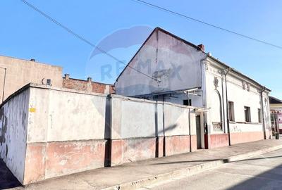 De vânzare casă cu 4 camere, Ultracentral, str Mihai Eminescu - 9