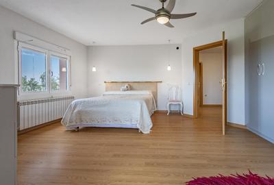 Casa cu 4 dormitoare - Confort modern si liniste de sat - 1