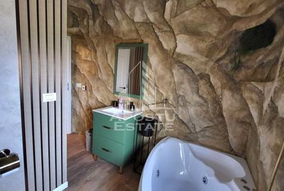 Penthouse de lux,cu 3 camere,terasa 70 mp,nou,Calea Lipovei - 10