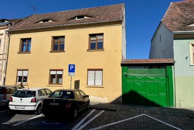 Apartament 3 camere - 95 mp - etaj 1 - zona Centrala - 9 Mai - 1