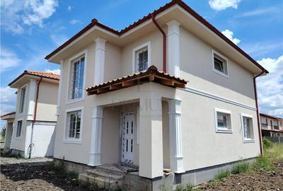 Duplex separat prin garaj - toate utilitatile - personalizare interioara - 1