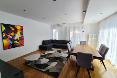 Apartament cu 3 camere decomandat în Dacia