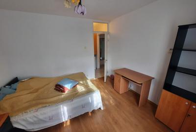 Apartament cu 2 camere, DECOMANDAT, etajul 1/4, zona Canta - 1