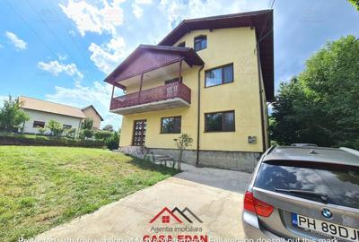 Casă cu 10 camere în Central