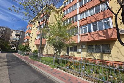 Apartament 3 camere Mall Vitan | 79 mp utili | Parcare Renovat | Bloc reabilita - 1