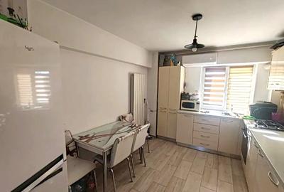 Apartament 3 camere 70mp zona Spital mobilat utilat 87.000eur neg - 1