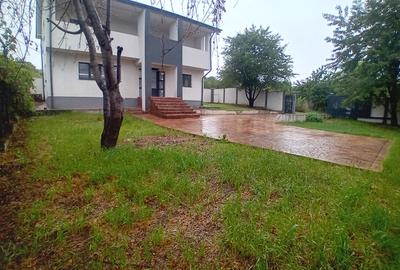 Casa  mare, luminoasa, spatioasa cu 5 camere, doua bai, 400 mp teren, Bucium - 24