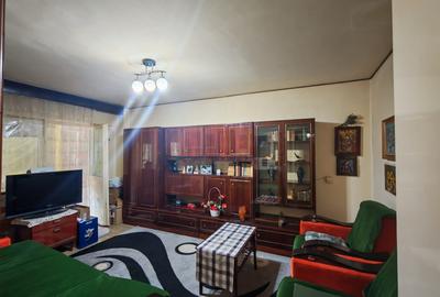 Apartament 3 camere str Emil Racovita - 12