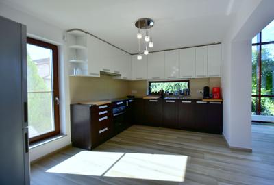 Casa moderna langa padure | Liniste, confort si locatie - 11