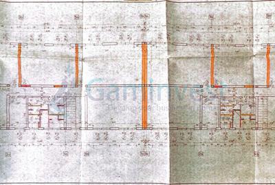 Spațiu industrial, de 400.00 mp, în Central