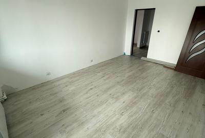 2 DECOMANDATE renovat, luminos, Orizont - 1