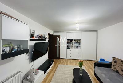 Apartament decomandat, cu 2 camere si 2 balcoane frantuzesti, etaj 2/3 - 2