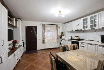 Apartament 3 camere de vanzare in Iris, Cluj Napoca - 2