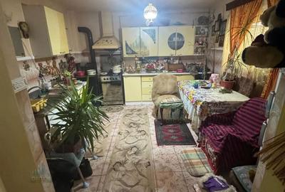 Casă de vânzare – Strada Dunării - 10