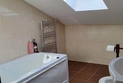 CASA TIP DUPLEX CU 5 CAMERE IN SANPETRU - 15