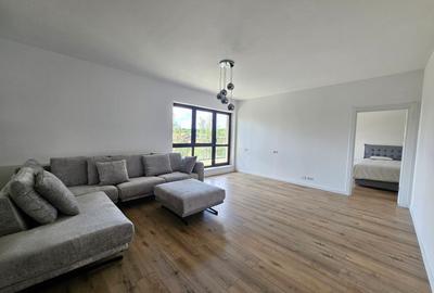 Apartament cu 4 camere semidecomandat în Pipera