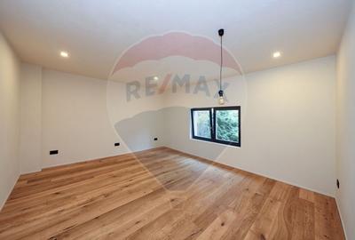 APARTAMENT 3 CAMERE RENOVAT | CENTRU ISTORIC | CASTELULUI - 9