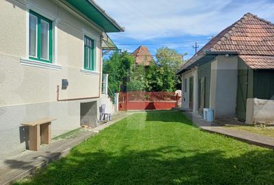 Casa de vanzare cu teren  de 1300mp - 7