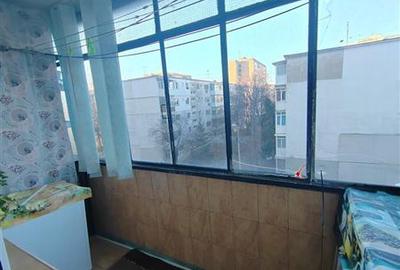 Apartament 3  camere zona Vest Piata Aurora - 5