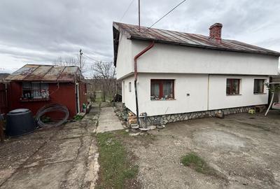 Casă corp C1 84mp + casă corp C2 51mp+garaj+ grădină și teren 889mp - 26
